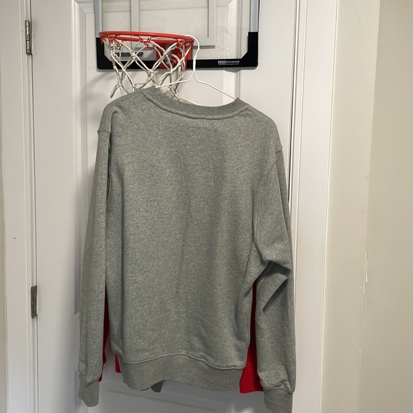 Nike Sweatshirts - Picture 3 of 6